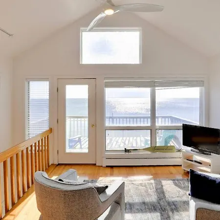Cheerful 3 Bedroom Beach Front Cottage With Fire Place Milford Exterior foto